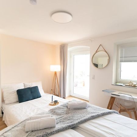 Peter Apartments - Apartment Mit Eigenem Eingang I 30Qm I Zentrale Lage I Bad I Kueche I Terrasse I Tv Fulda Ngoại thất bức ảnh