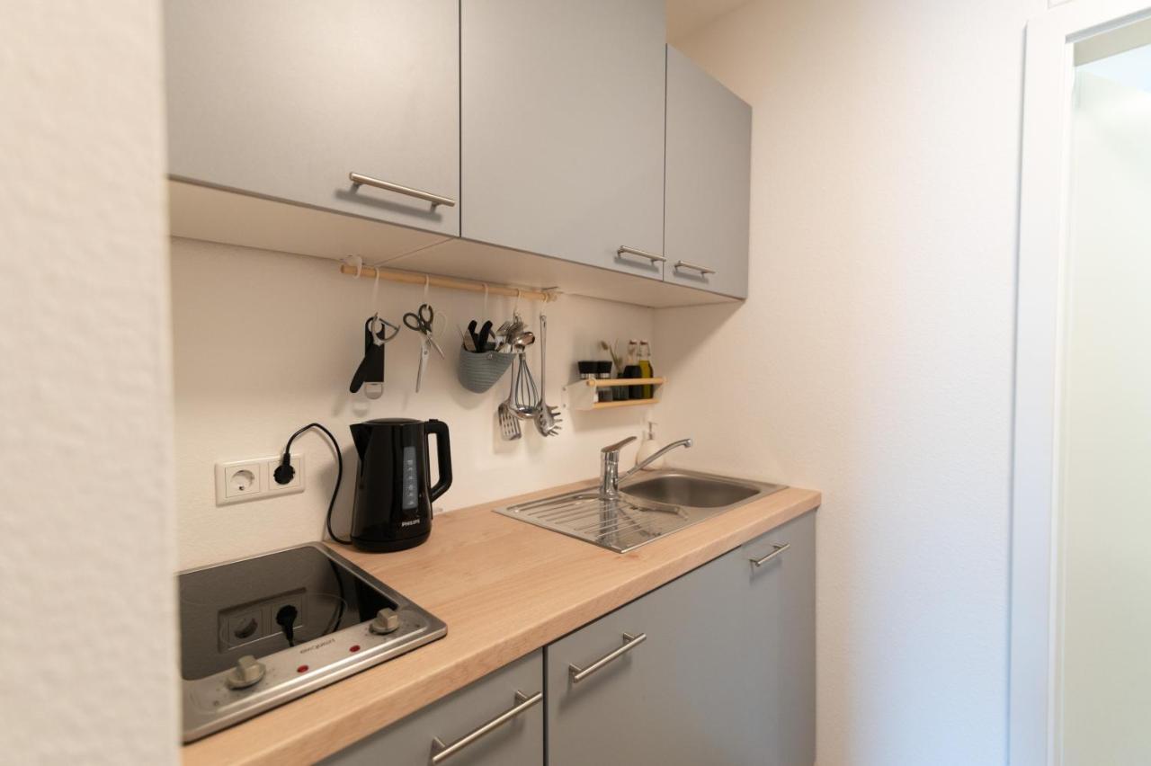 Peter Apartments - Apartment Mit Eigenem Eingang I 30Qm I Zentrale Lage I Bad I Kueche I Terrasse I Tv Fulda Ngoại thất bức ảnh